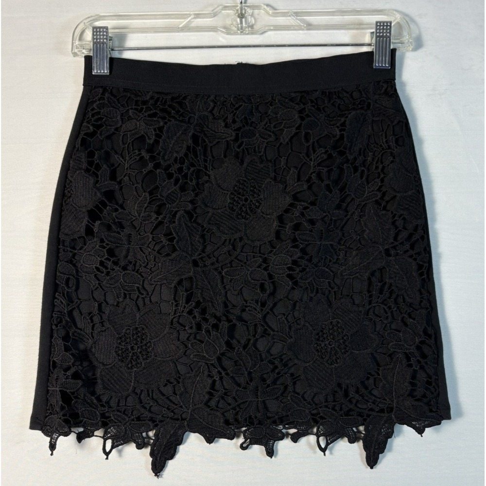 American Eagle Outfitters Black Lace Front‎ Mini Skirt Womens Size 0